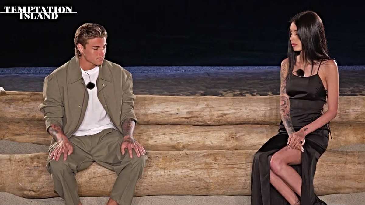 Temptation Island, Sara e Gabriele si sono detti addio al falò