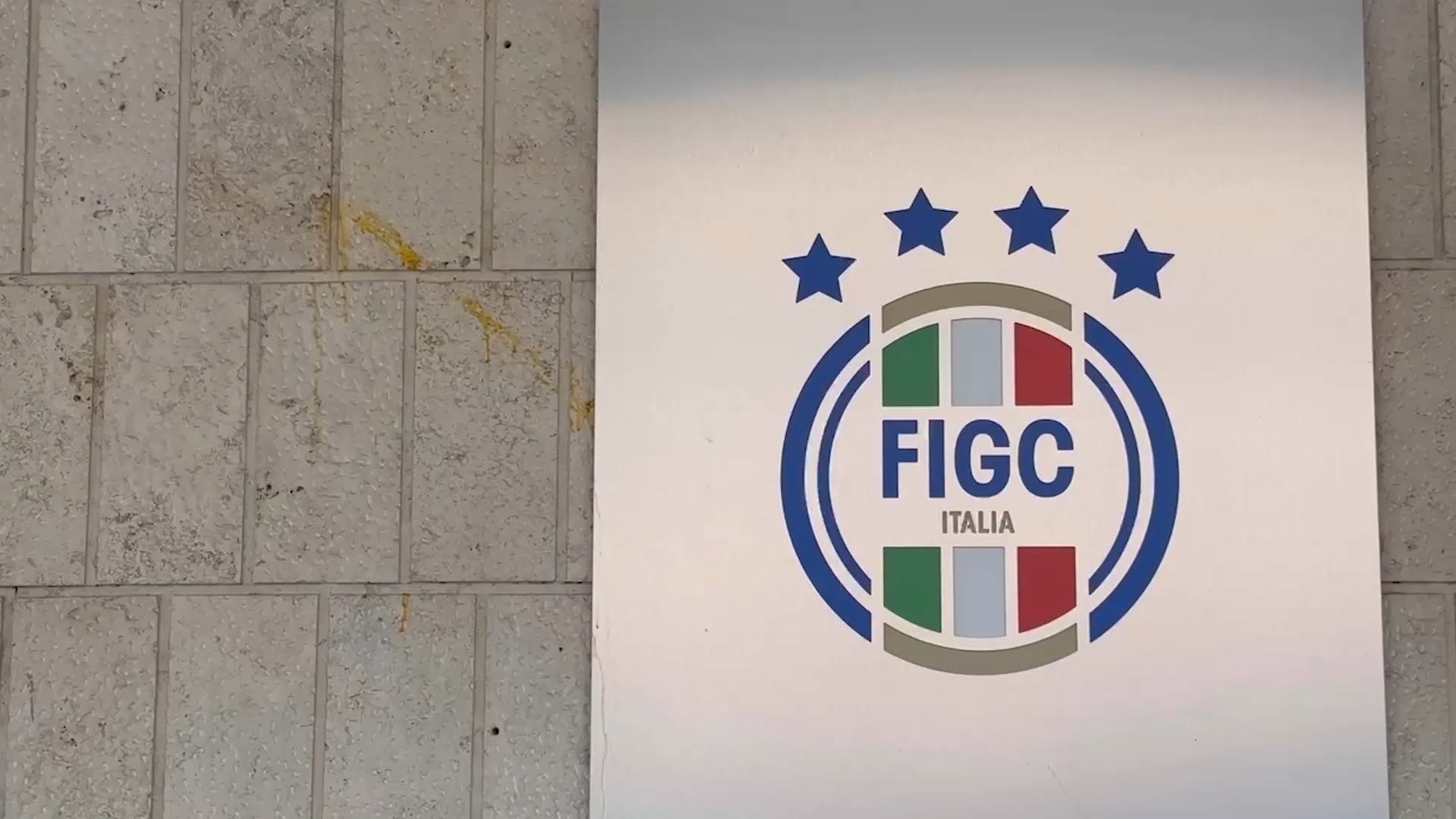 calcio bari nei guai la federcalcio chiede gli atti dell8217inchiesta da Ilsipontino.net calcio bari nei guai la federcalcio chiede gli atti dell8217inchiesta