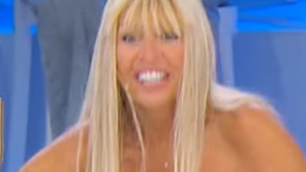 uomini e donne alessandra mussolini nuovo opinionista la reazione di selvaggia lucarelli da Ilsipontino.net uomini e donne alessandra mussolini nuovo opinionista la reazione di selvaggia lucarelli