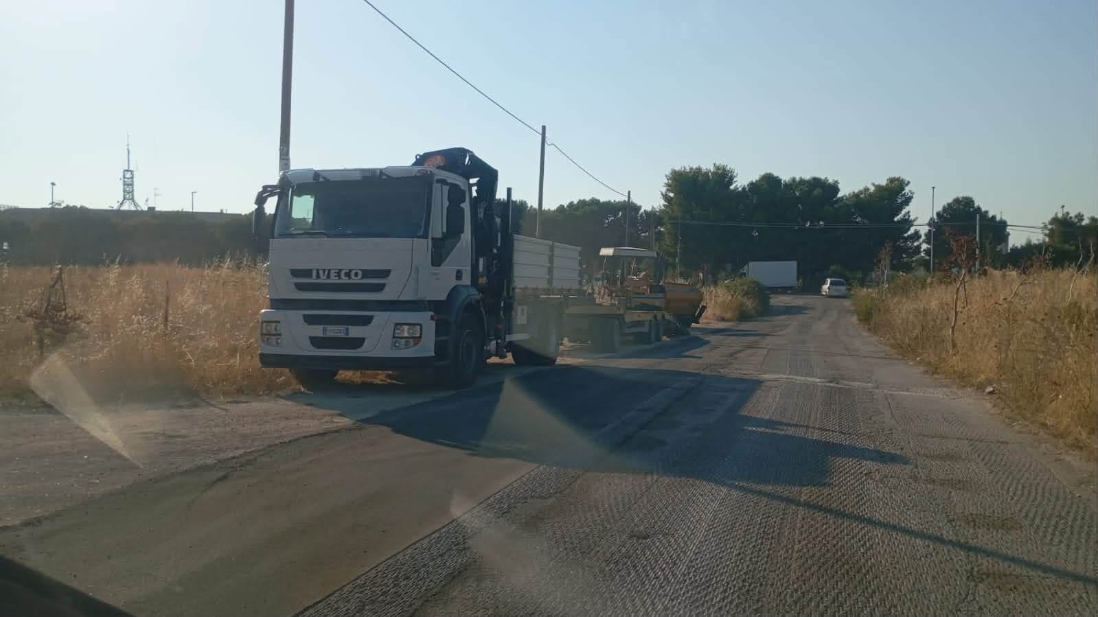 manfredonia schiavone annuncia il rifacimento della stradina della silac da Ilsipontino.net manfredonia schiavone annuncia il rifacimento della stradina della silac