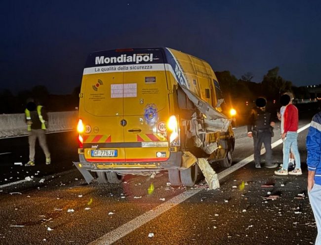 tentato assalto a portavalori a porto recanati eseguite 4 misure cautelari in carcere da Ilsipontino.net tentato assalto a portavalori a porto recanati eseguite 4 misure cautelari in carcere