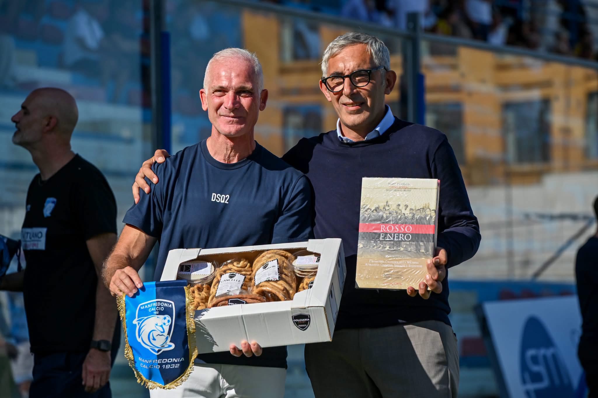 la nocerina ringrazia il manfredonia calcio per la splendida accoglienza da Ilsipontino.net la nocerina ringrazia il manfredonia calcio per la splendida accoglienza