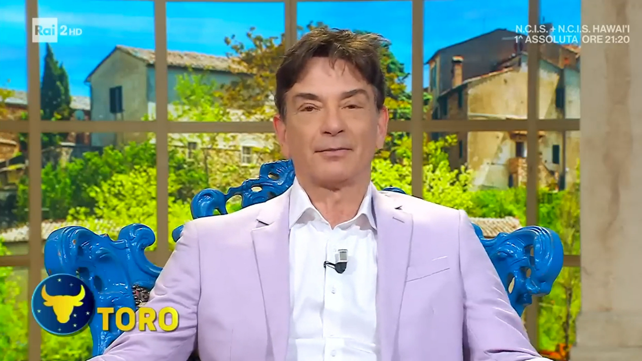 paolo fox e l8217oroscopo di oggi 23 settembre toro suscettibile rischio scintille da Ilsipontino.net paolo fox e l8217oroscopo di oggi 23 settembre toro suscettibile rischio scintille
