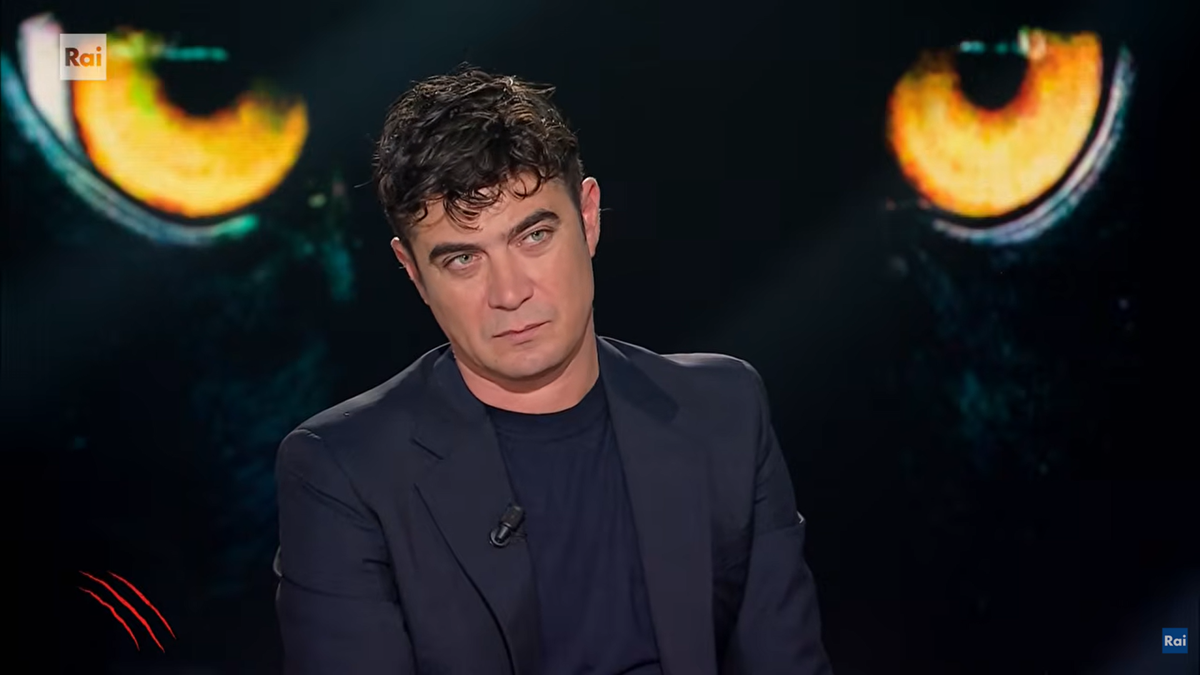 Riccardo Scamarcio chi è Emily, la figlia nata dalla relazione con Angharad Wood e il rapporto speciale con il padre