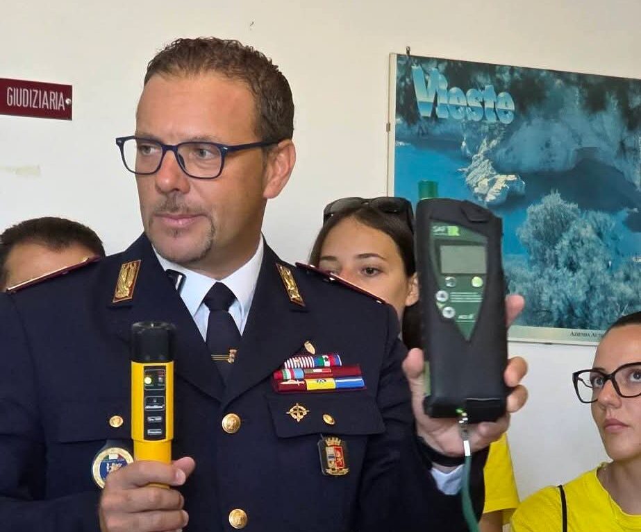 a vieste la protezione civile siamo noi organzzato da ugr27 di monte sant8217angelo da Ilsipontino.net a vieste la protezione civile siamo noi organzzato da ugr27 di monte sant8217angelo