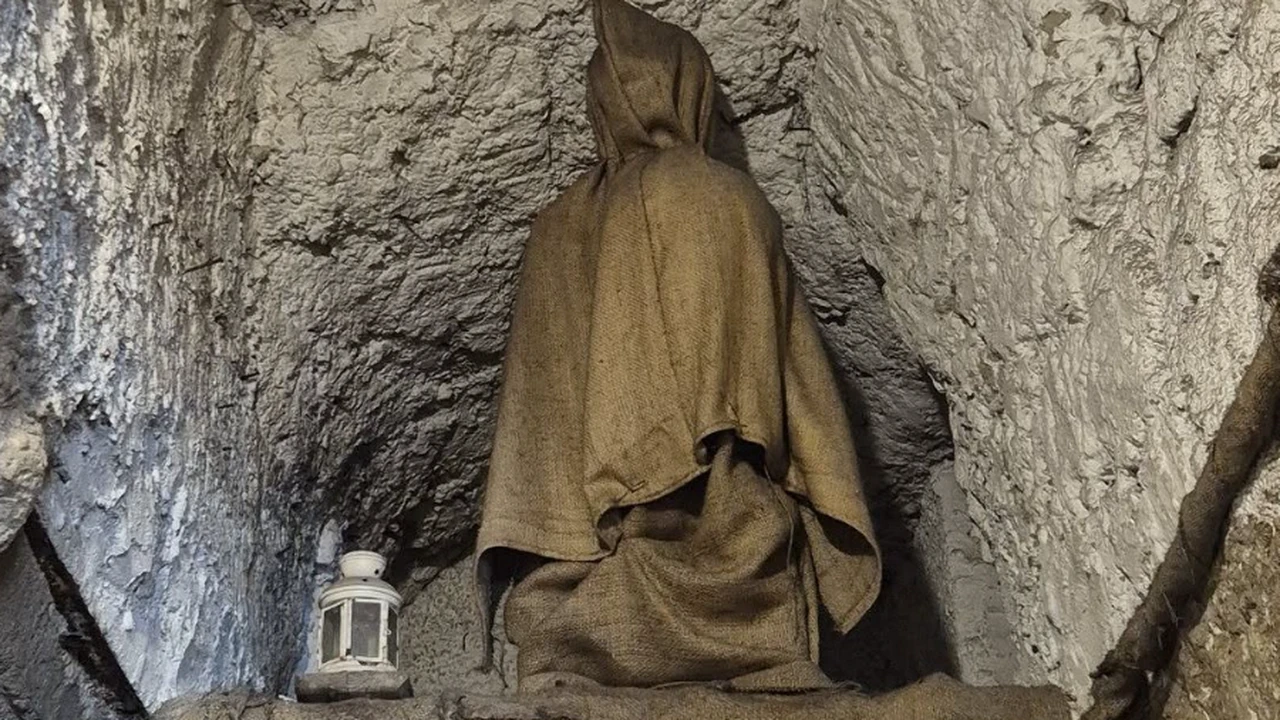 il munaciello il misterioso folletto di napoli da Ilsipontino.net il munaciello il misterioso folletto di napoli